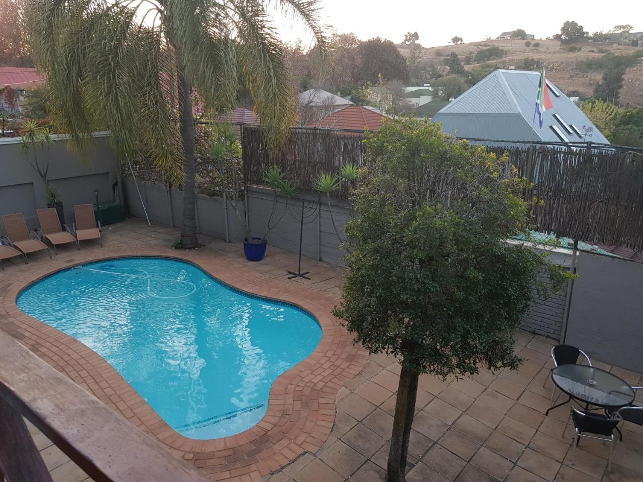 Mi Casa Su Casa Hotel Randburg Ngoại thất bức ảnh